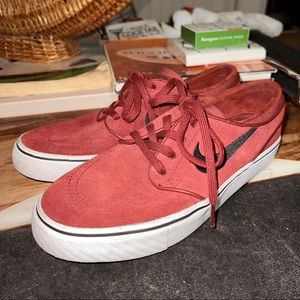 Nike SB Zoom Stefan Janoski RM Red Suede Skate Shoes